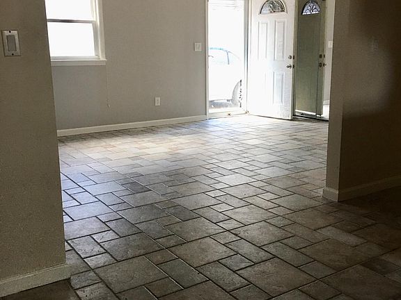 4th image of 37 Kelly Blvd Floor 1
