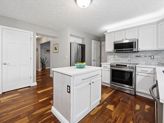 2nd image of 5779 Annmary Rd