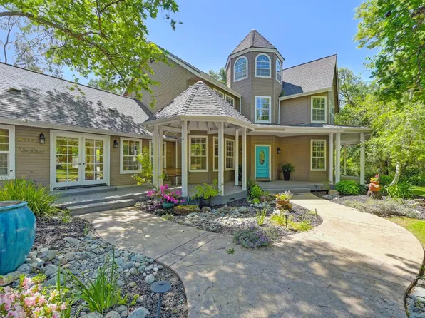 3710 Sutter Hill Ln, Carmichael, CA 95608