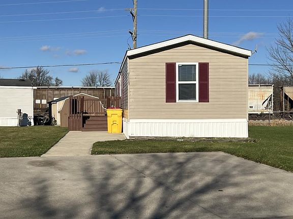 2nd image of 7113 Mapleview Cir E #3
