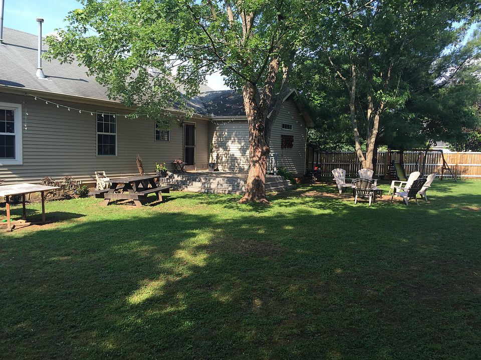 1st image of 105 Mission Ct