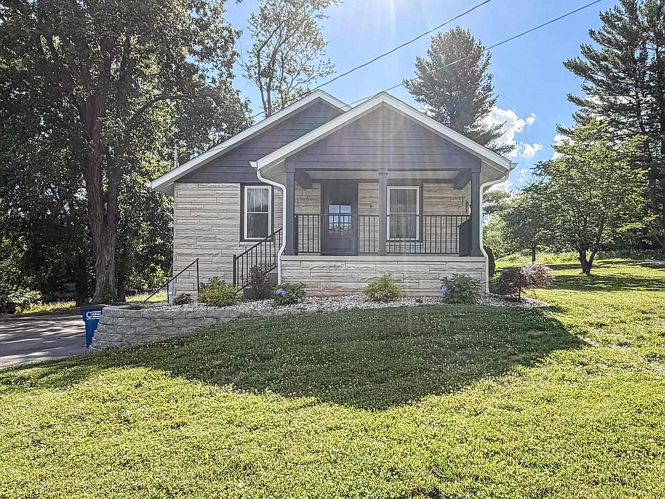 1st image of 2727 I St
