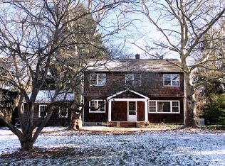 8 Willow Lake Dr, Colts Neck, NJ 07722