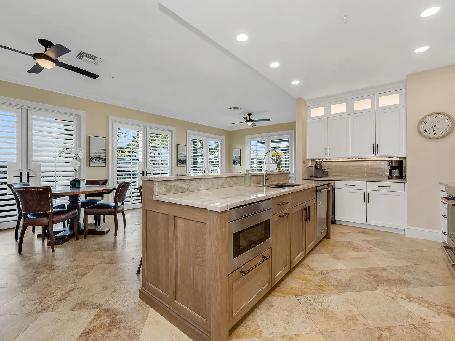 2 bed, 2.5 bath, 1449 sqft, $10,000 — Photo 4
