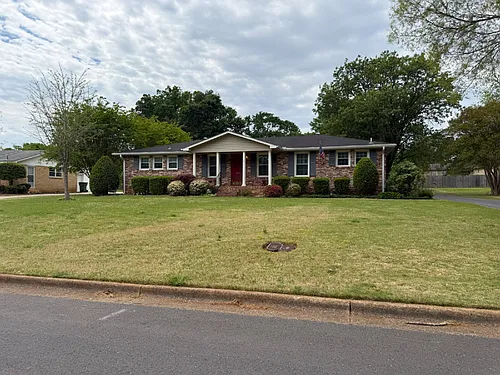 413 Harolds Dr NW Photo 1