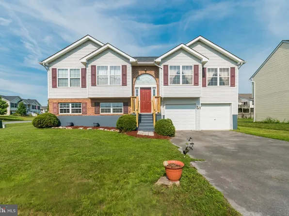 19 Binns Ct, Martinsburg, WV 25405