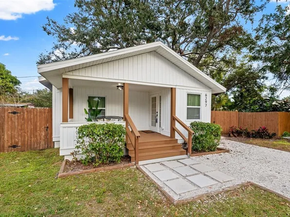 6297 29th St N, Saint Petersburg, FL 33702
