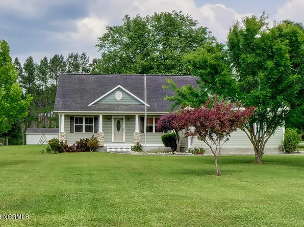 1556 Us Highway 117 N, Burgaw, NC 28425