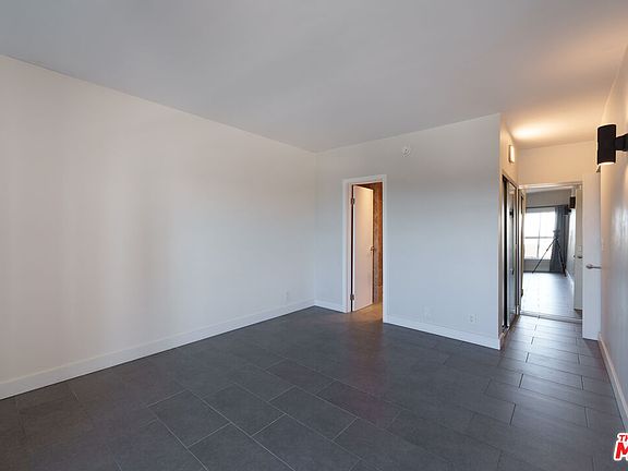 3rd image of 1131 Alta Loma Rd APT 207