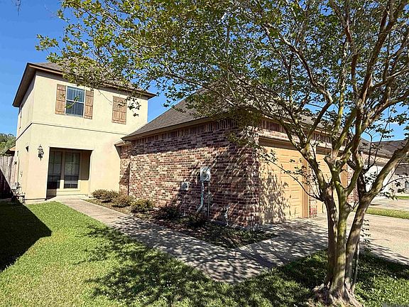 2nd image of 8017 Seville Ct