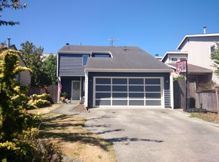 7521 34th Ave SW, Seattle, WA 98126