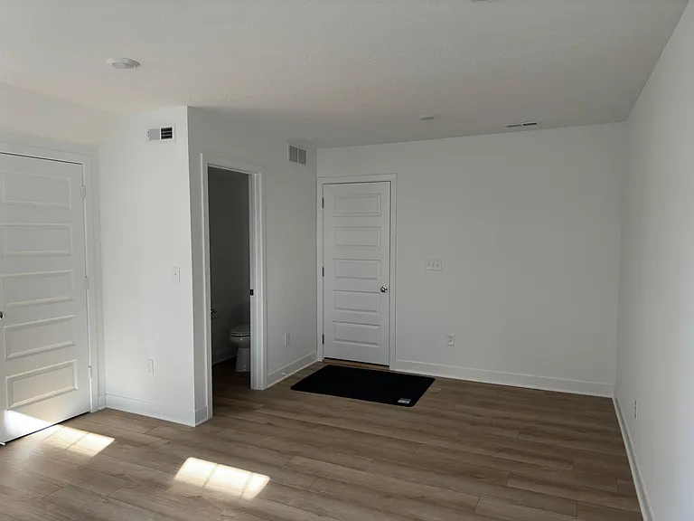 9321 Benton Dr — Photo 7