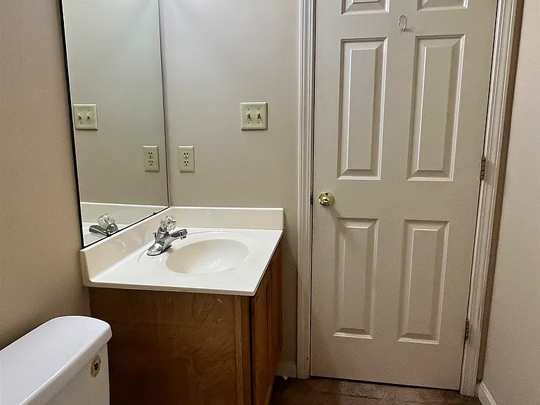 7276 Amberly Way Dr — Photo 10