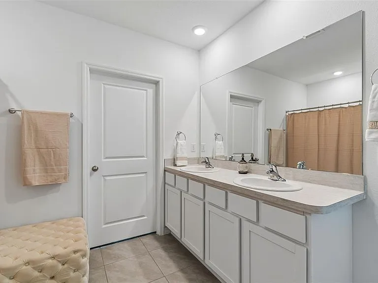 3406 Grassy Knoll Ct — Photo 49