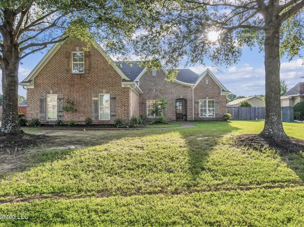 8091 Heatherstone Dr, Olive Branch, MS 38654