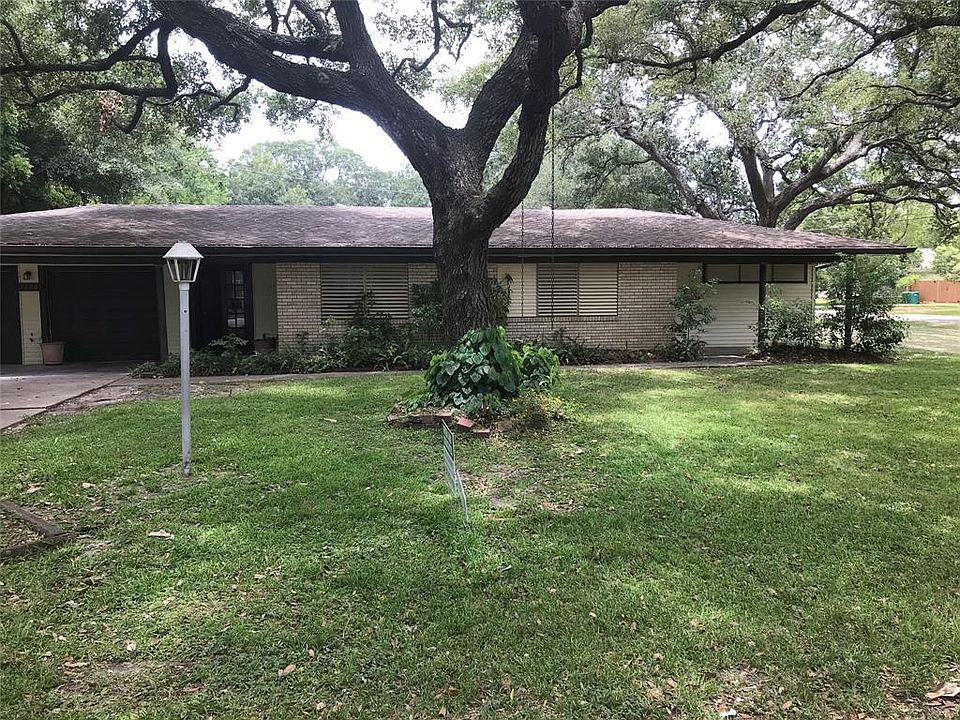 1st image of 2608 N Houston Dr