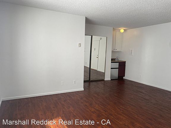 5th image of 3961 S Moore St Unit 5