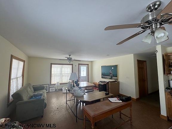 2nd image of 312 Galilee Rd