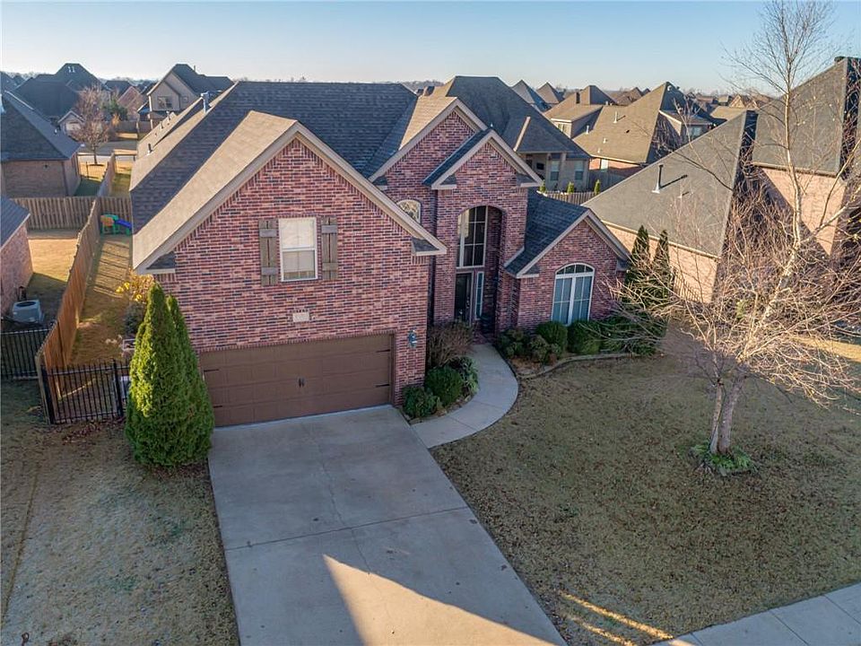 1st image of 6400 Hearth Falls Dr