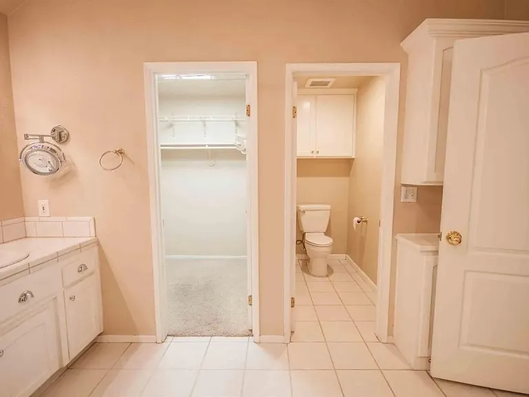 1838 E Shea Dr — Photo 21