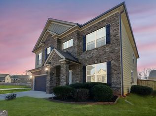 210 Palm Springs Cir, Fairburn, GA 30213