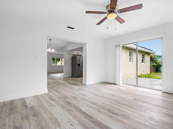 1252 NE South Street, Jensen Beach, FL 34957
