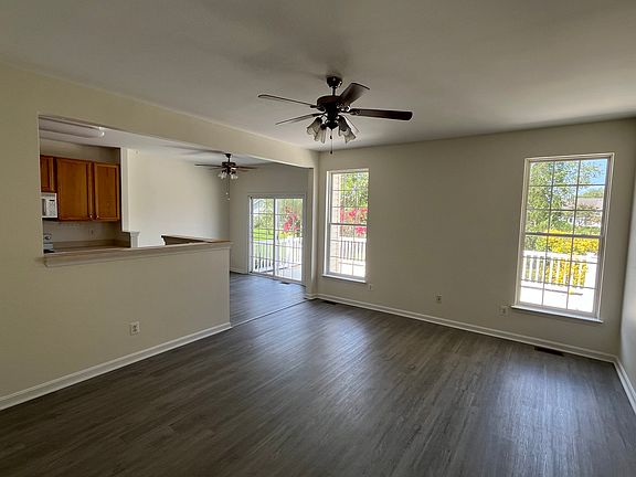 4th image of 32 Wanoma Cir