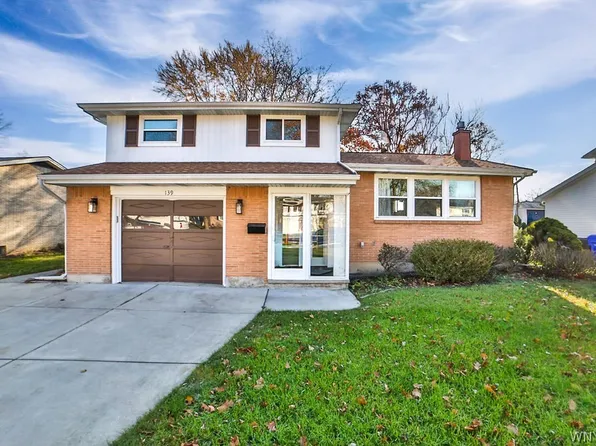 139 Rosewood Dr, West Seneca, NY 14224