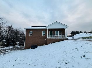 290 Perry St, Christiansburg, VA 24073