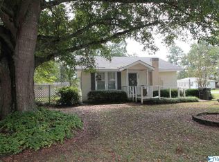 400 N College St, Glencoe, AL 35905
