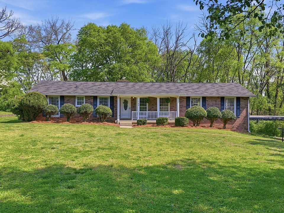 1st image of 164 Chippendale Dr