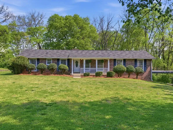 164 Chippendale Dr, Hendersonville, TN 37075