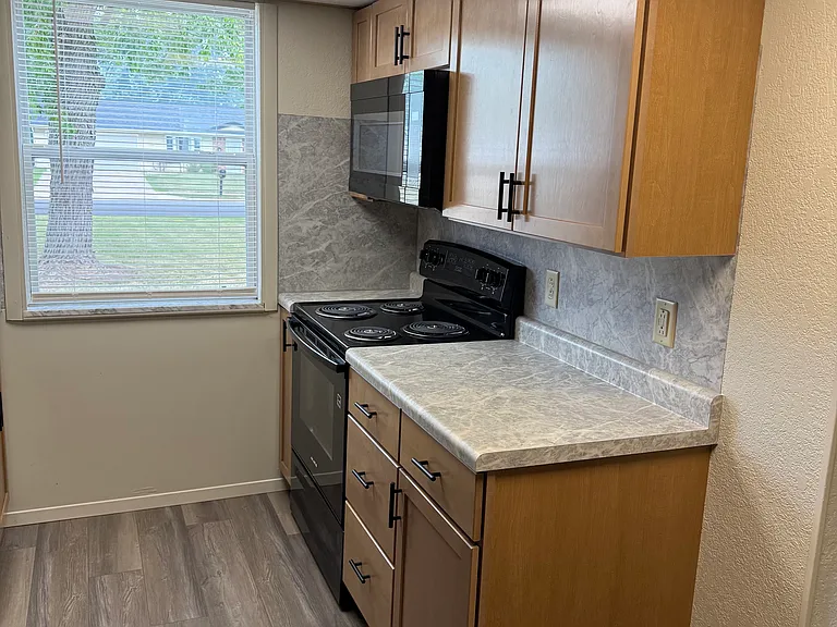 1501 Superior Dr #8 — Photo 14