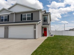 201 Brandenburg Loop, Bismarck, ND 58504