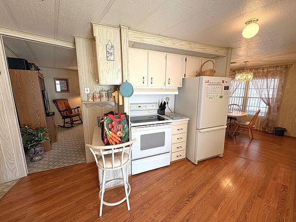 4th image of 2123 Fosters Pl #2123