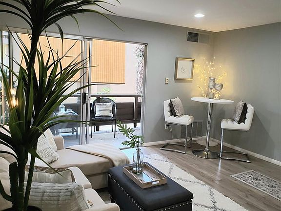 4th image of 1621 Hotel Cir S Unit E124