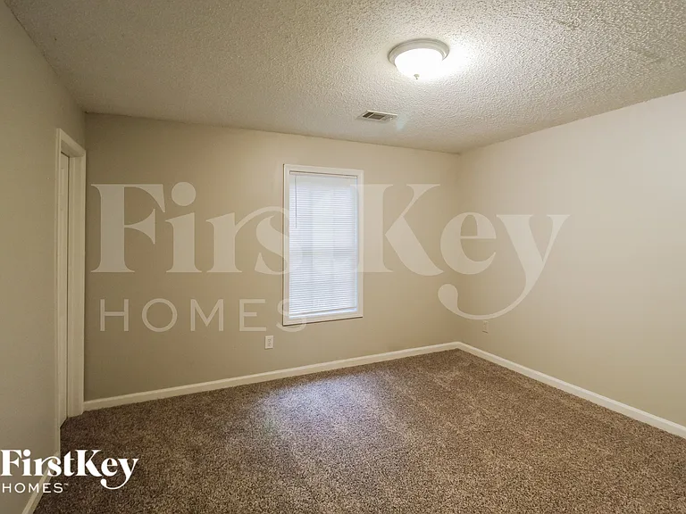 5354 Crown Oaks Dr — Photo 9