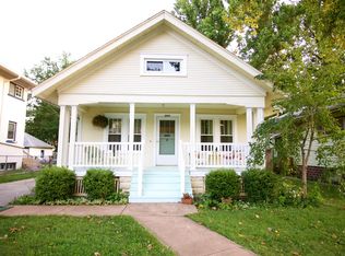 2007 E Taylor St, Bloomington, IL 61701