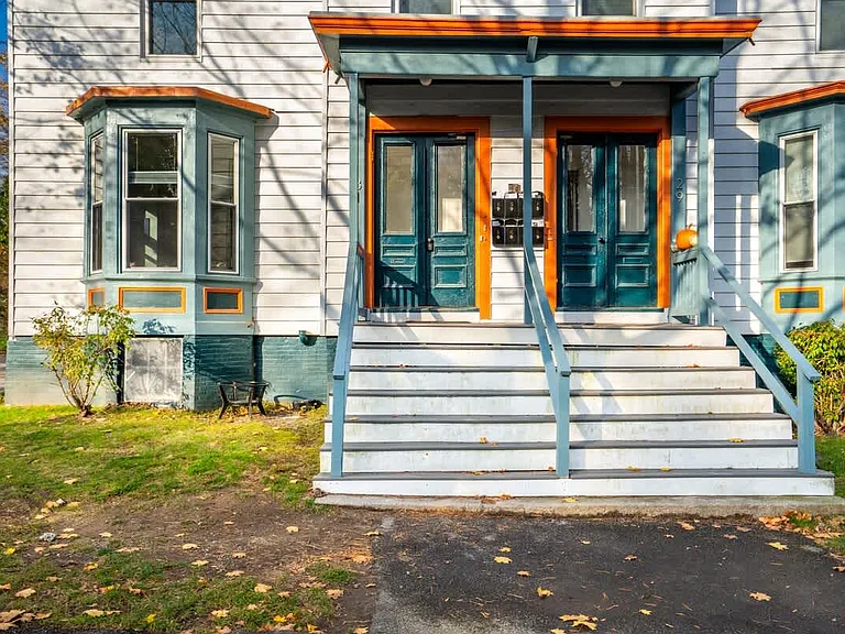 31 Pleasant Ave #5 — Photo 17