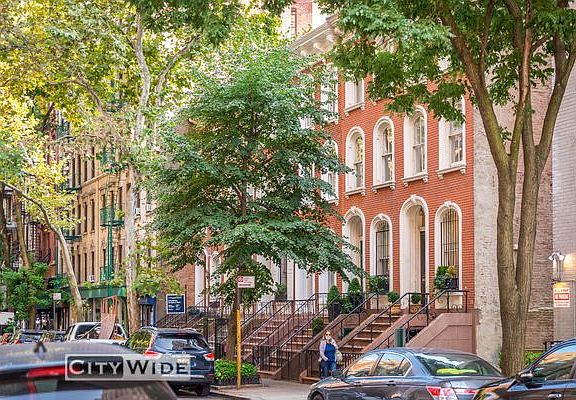 5th image of 224 E 70th St #26