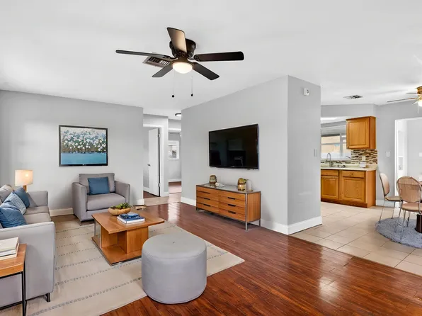 3228 Merita Dr, Holiday, FL 34691