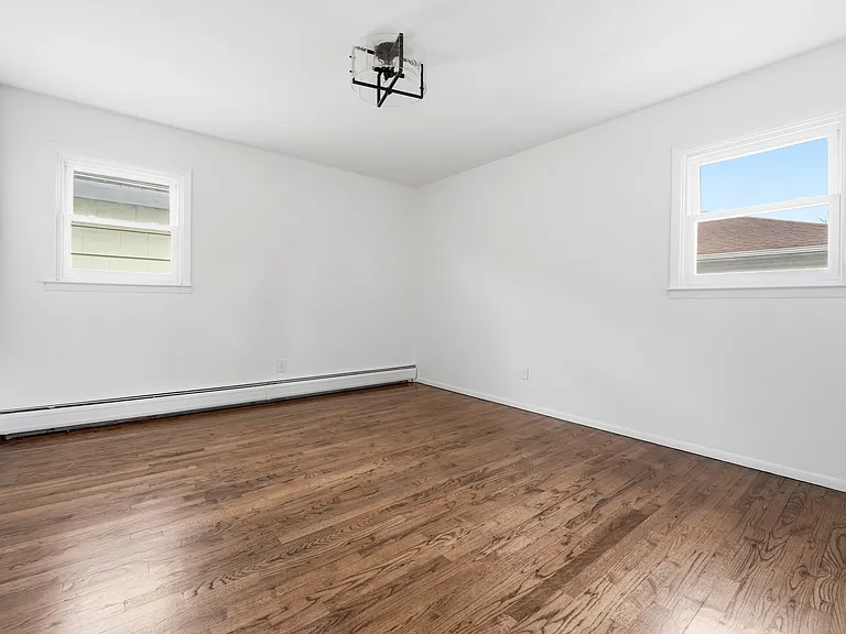 1207 S State St — Photo 15