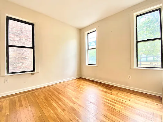 Rented by Bohemia Realty Group | media 12