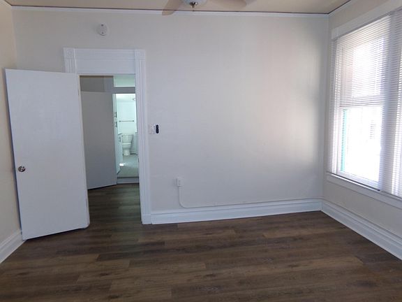 5th image of 1047 N Pearl St APT 3