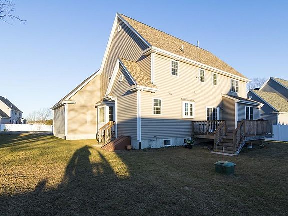 5th image of 11 Sopp Cir