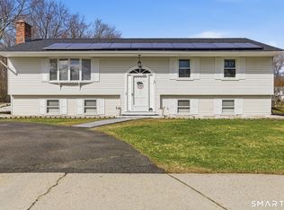 17 Pioneer Drive, Enfield, CT 06082