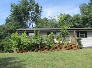 1001 Scarlet Rd, Newport, TN 37821