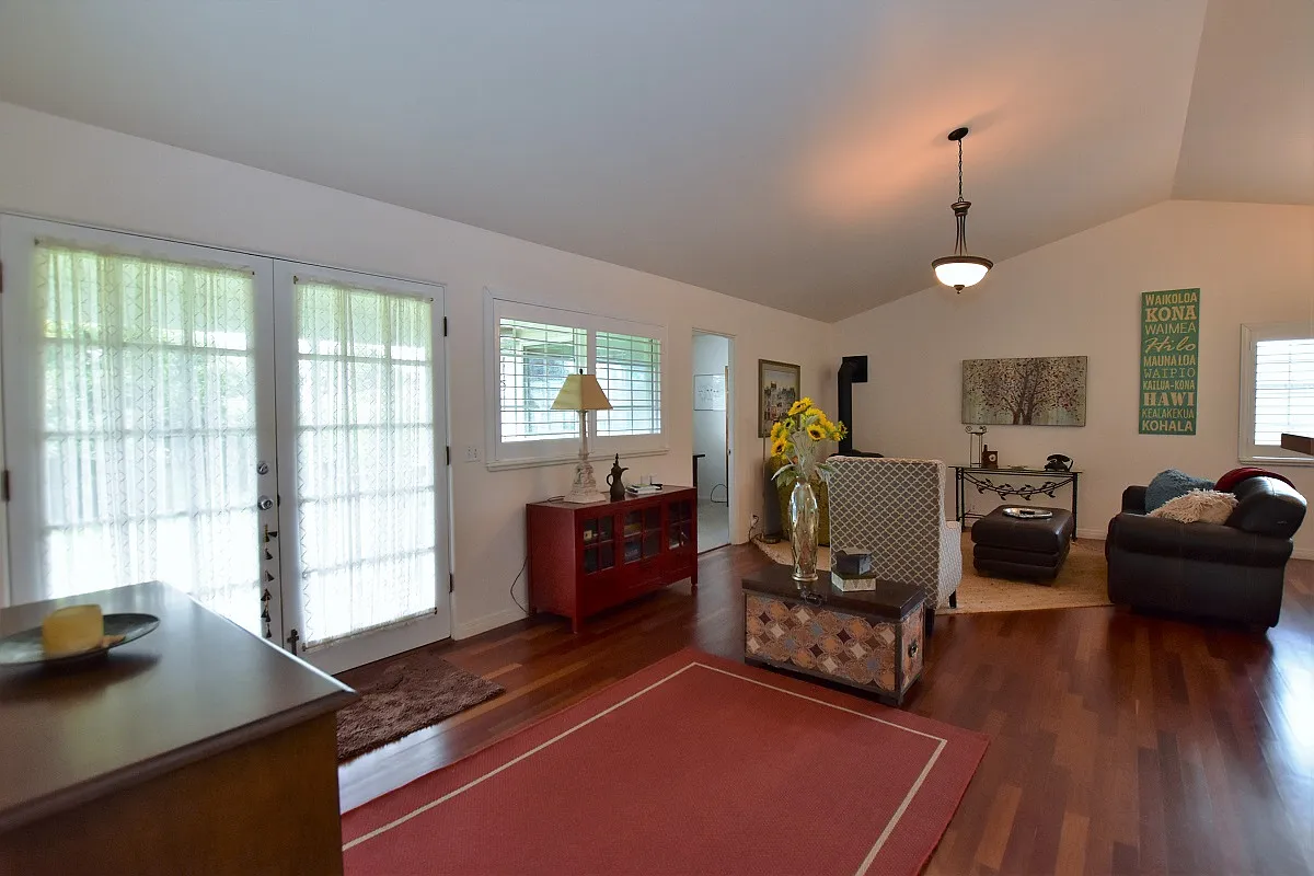 3 bed, 1500 sqft, $3,200 — Photo 4