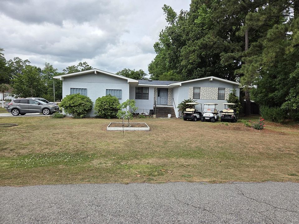 1st image of 1370 SE Harbour Towne Dr.