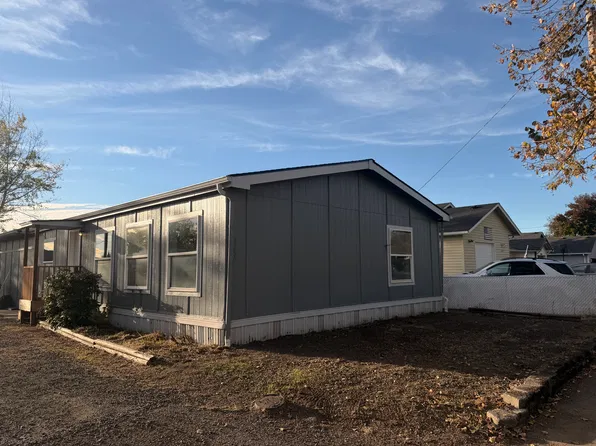 2154 Marion St SE #1, Albany, OR 97322